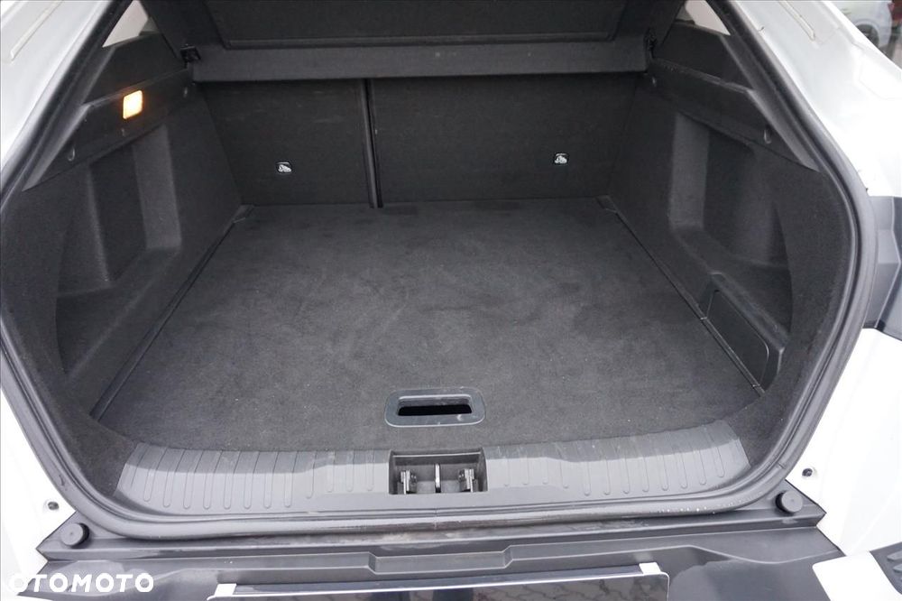 Renault Arkana 1.6 E-TECH Intens MMT - 18