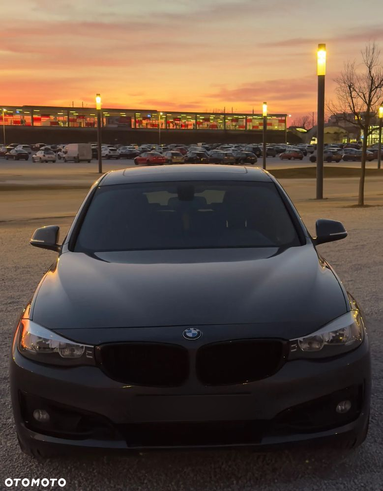 BMW 3GT 328i GT Sport Line - 23