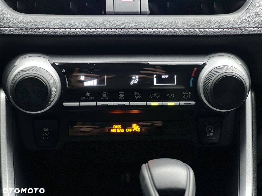 Toyota RAV4 - 21