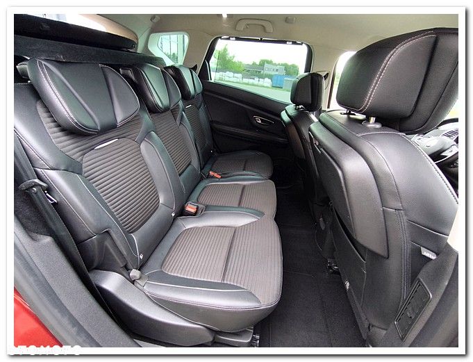 Renault Scenic ENERGY TCe 130 BOSE EDITION - 19