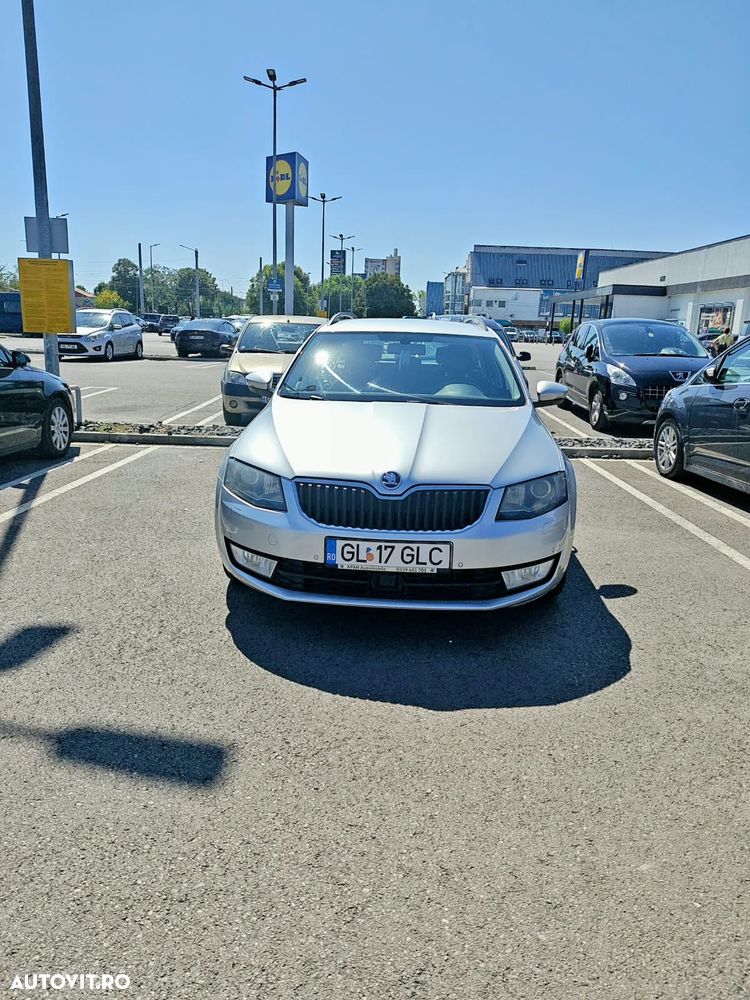 Skoda Octavia 2.0 TDI ELEGANCE DSG - 1