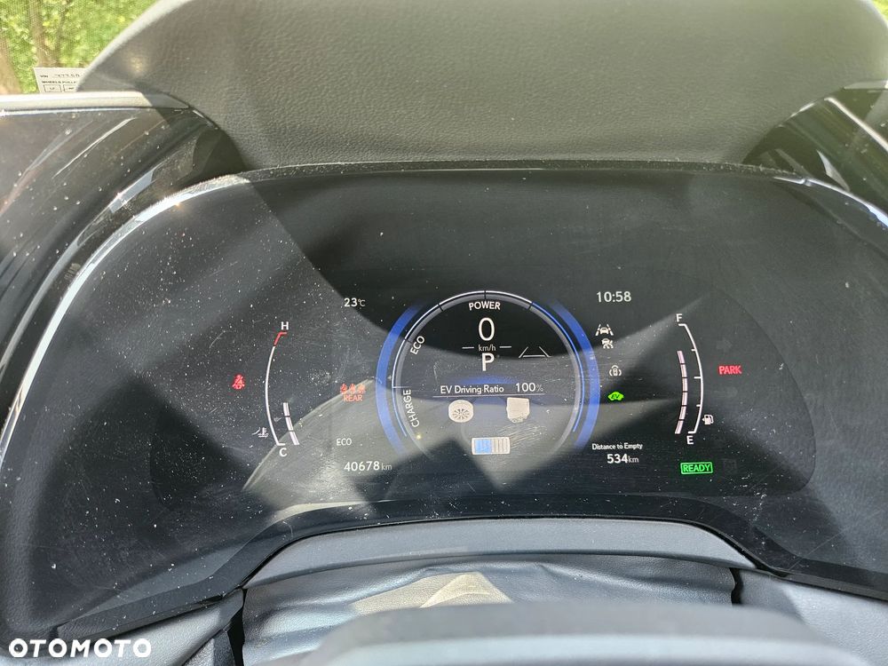 Lexus RX 350h Prestige - 29