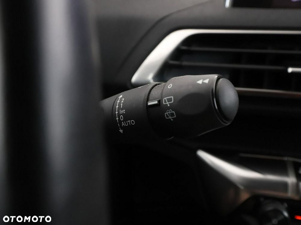 Peugeot 5008 1.2 PureTech Active Pack S&S - 34