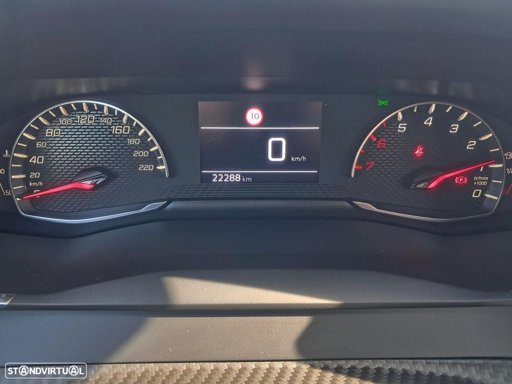 Peugeot 2008 1.2 Style — fotografia 18