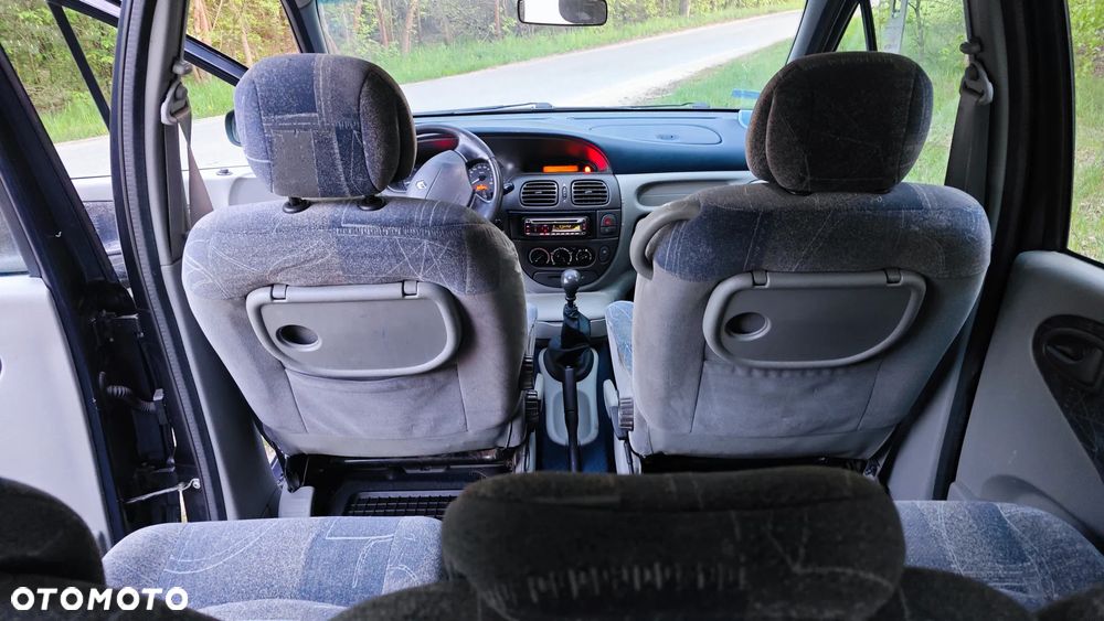 Renault Scenic Megane 1.6 RT 16V - 12