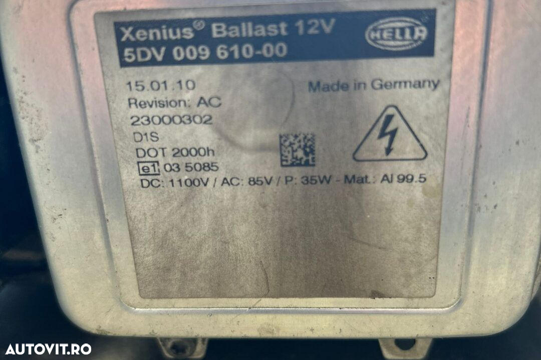 FAR STANGA BI-XENON  SKODA OCTAVIA SCOUT - AN 2010 - 2