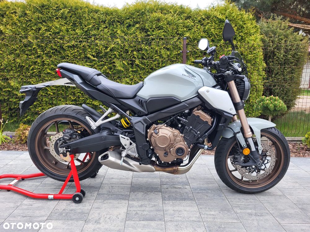 Honda CB - 15