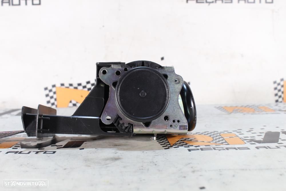 Cinto Frontal Direito Bmw 3 (G20)  72118076364 / 8076364 / 636608100B - 2