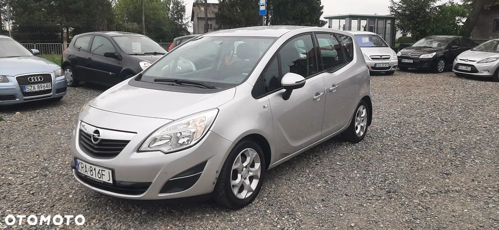Opel Meriva - 11