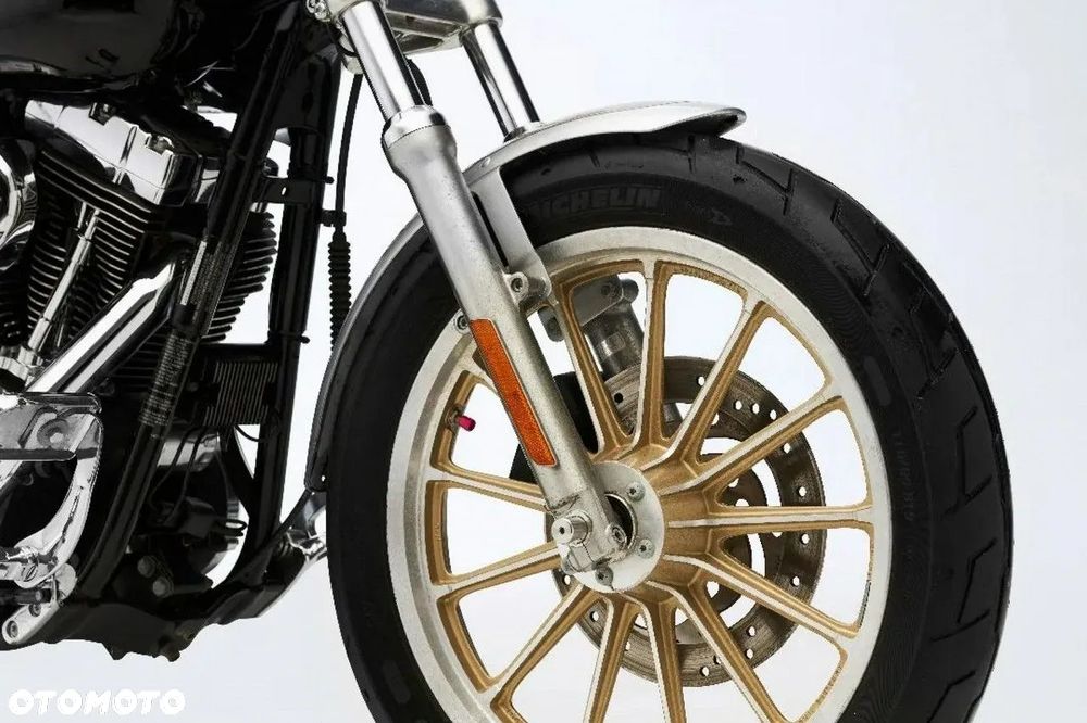 Harley-Davidson Dyna Low Rider - 11