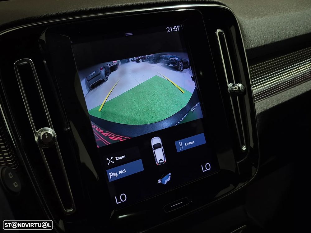 Volvo XC 40 1.5 T3 Tech Edition - 38