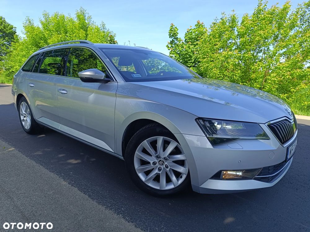 Skoda Superb 2.0 TDI Ambition - 13
