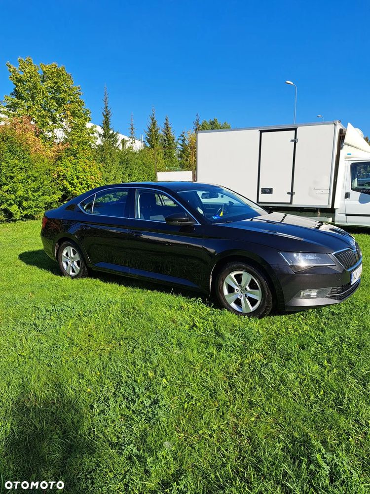 Skoda Superb 2.0 TDI Ambition - 2
