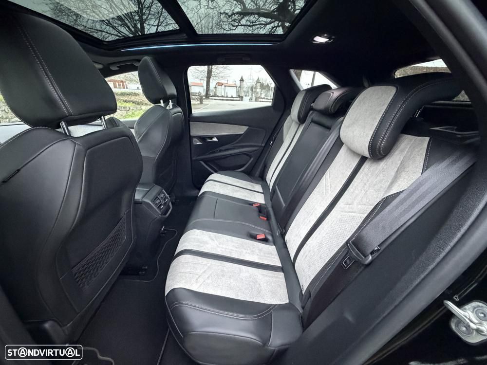 Peugeot 3008 1.6 Hybrid GT Pack e-EAT8 - 27