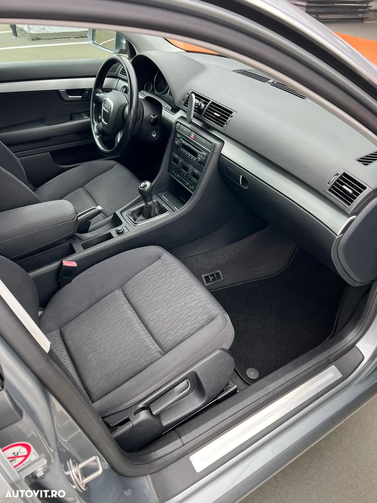 Audi A4 Limuzina - 12
