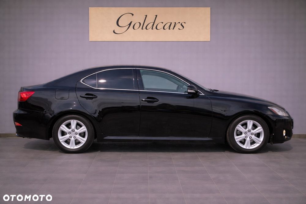 Lexus IS 200d - 9