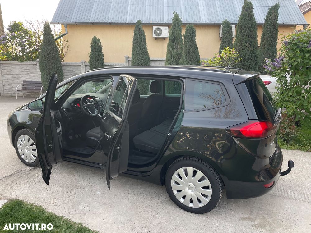 Opel Zafira - 12