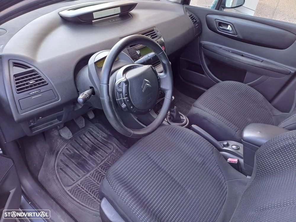 Citroën C4 1.6 HDi SX - 5