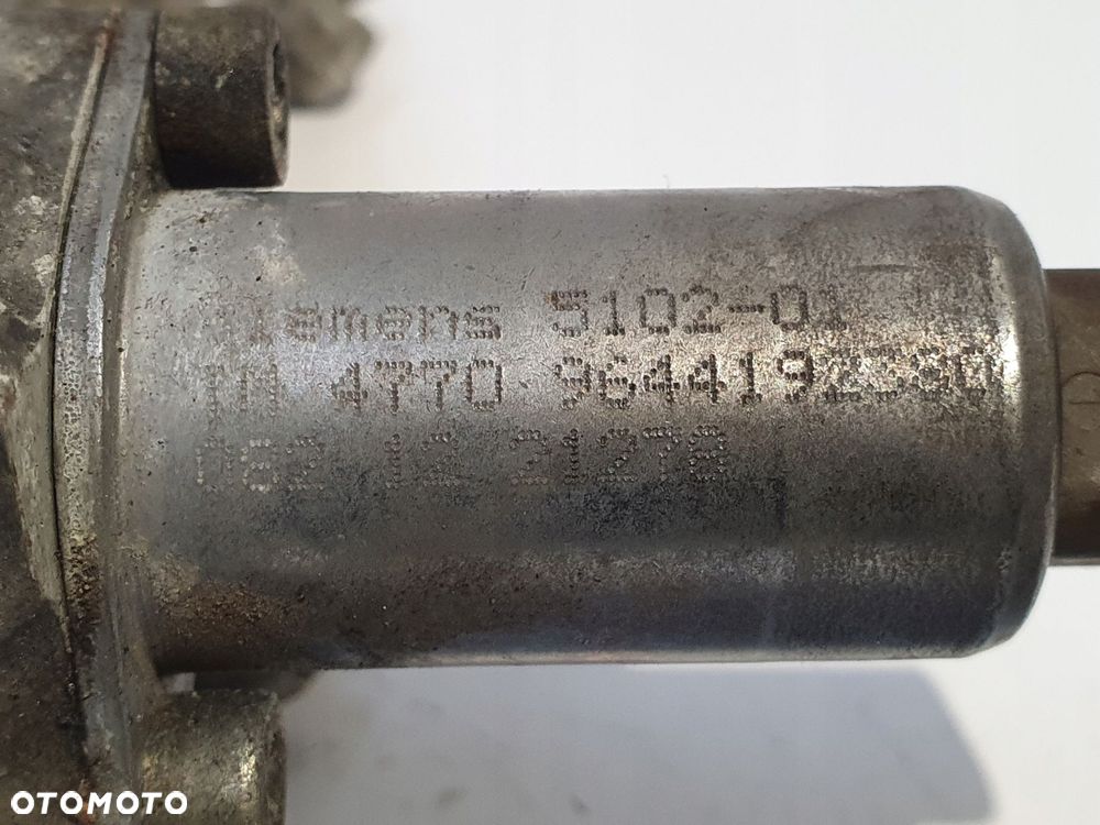 LISTWA WTRYSKOWA paliwa REGULATOR CIŚNIENIA Citroen C5 I 2.0 HPi 9636209180 - 6