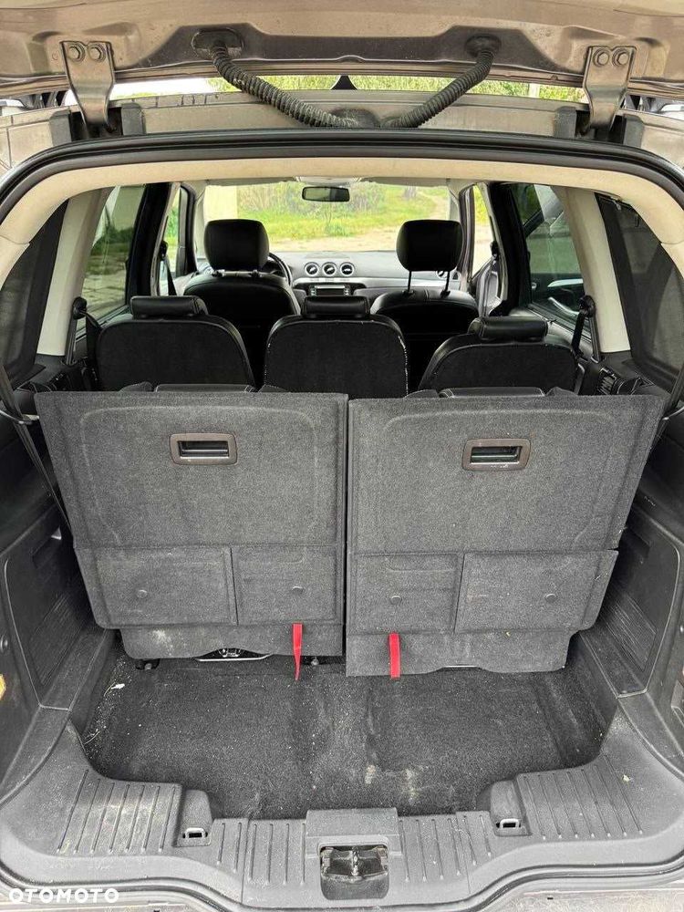 Ford Galaxy - 3