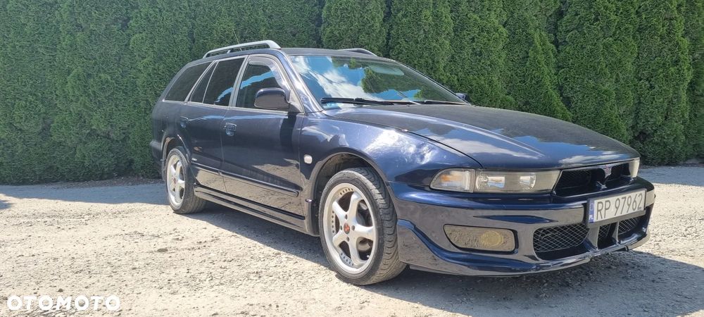 Mitsubishi Galant - 4