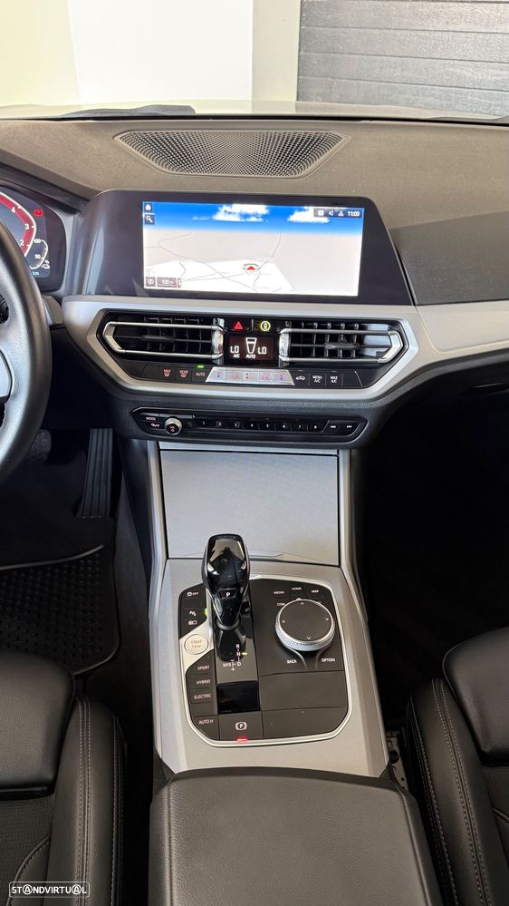BMW 320 e Line Sport Auto - 9