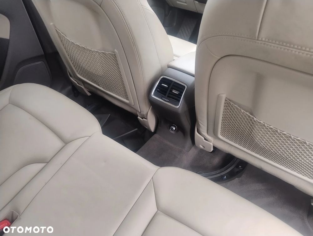 Audi Q3 2.0 TFSI Quattro S tronic - 14