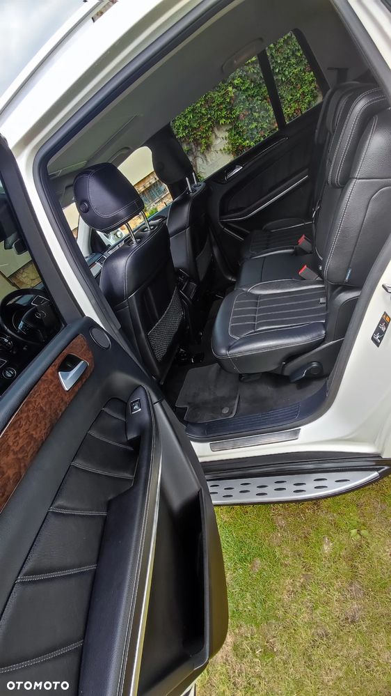 Mercedes-Benz GL 500 4-Matic - 13