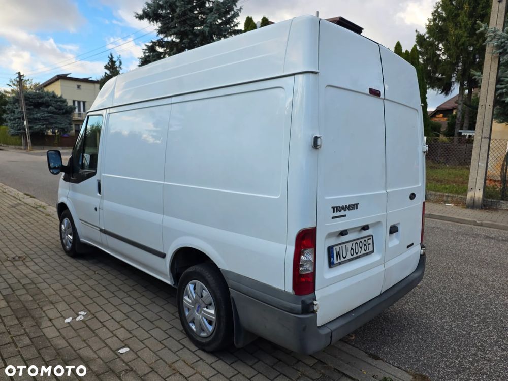 Ford Transit - 4