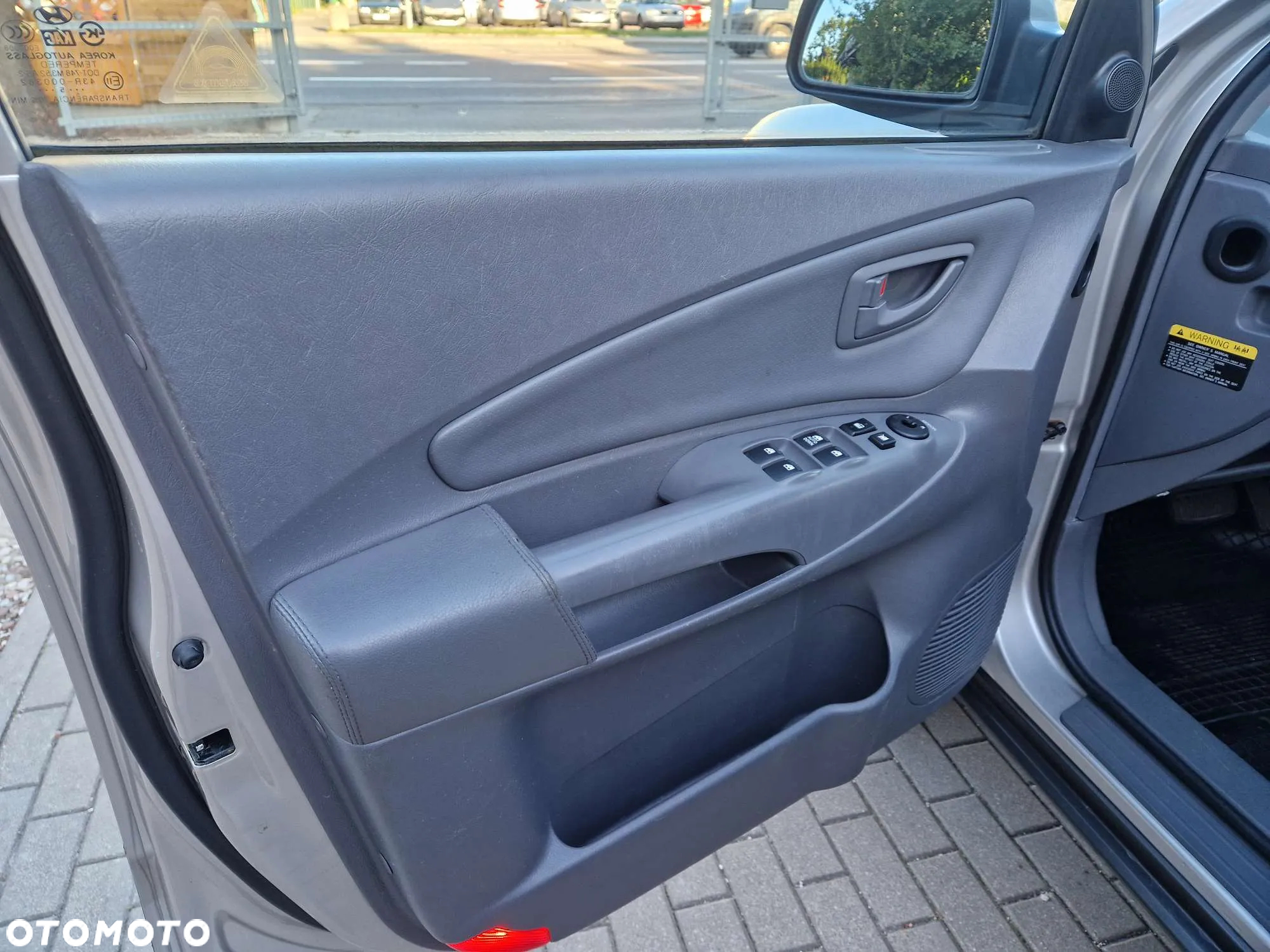 Hyundai Tucson 2.0 CRDi Elegance + - 27