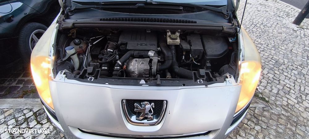 Peugeot 5008 1.6 HDi Executive - 6