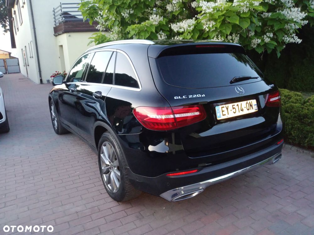 Mercedes-Benz GLC - 13