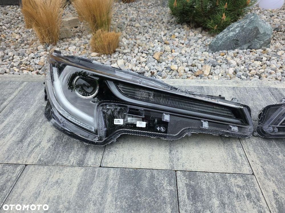 TOYOTA COROLLA E21 HATCHBACK KOMBI Lampy Full Led MID Led 450986 450987 - 4