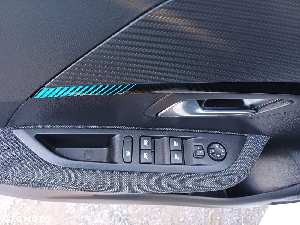 Peugeot 208 Elektromotor 136 E-Style - 16