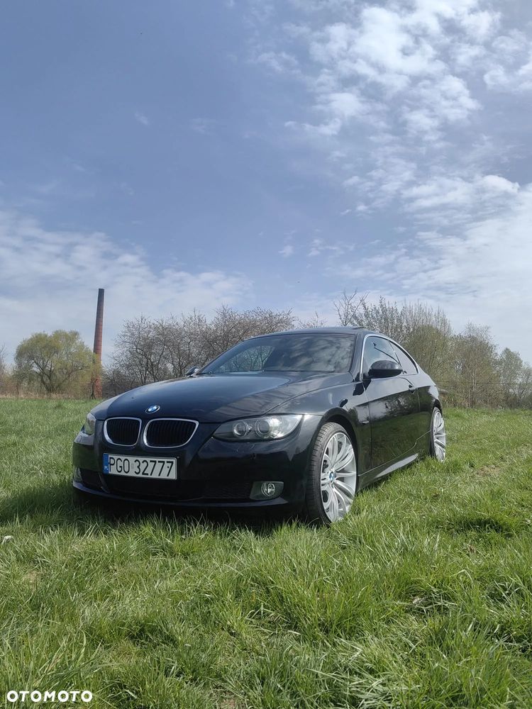 BMW Seria 3 330i - 1