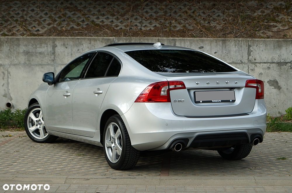 Volvo S60 D5 Summum - 7