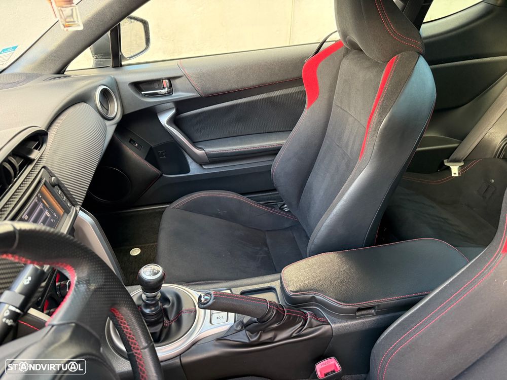 Toyota GT86 2.0D-4S Black Touch Edition - 22