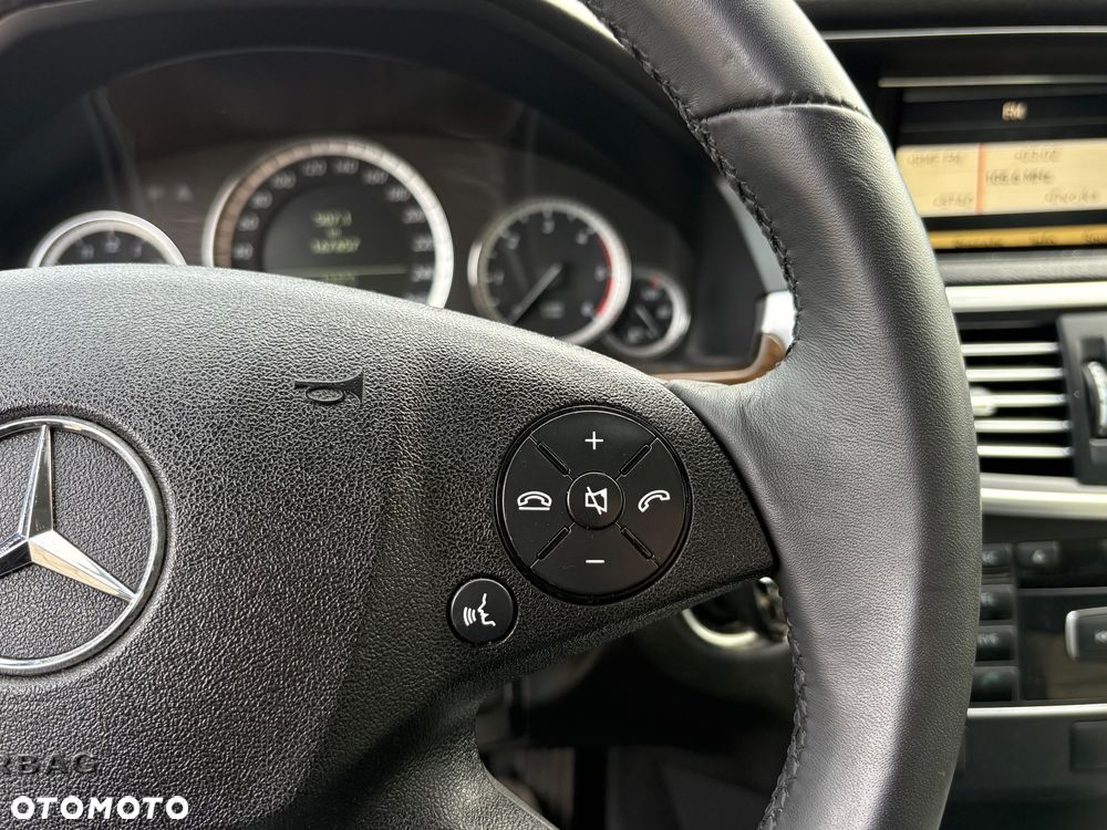 Mercedes-Benz Klasa E - 13