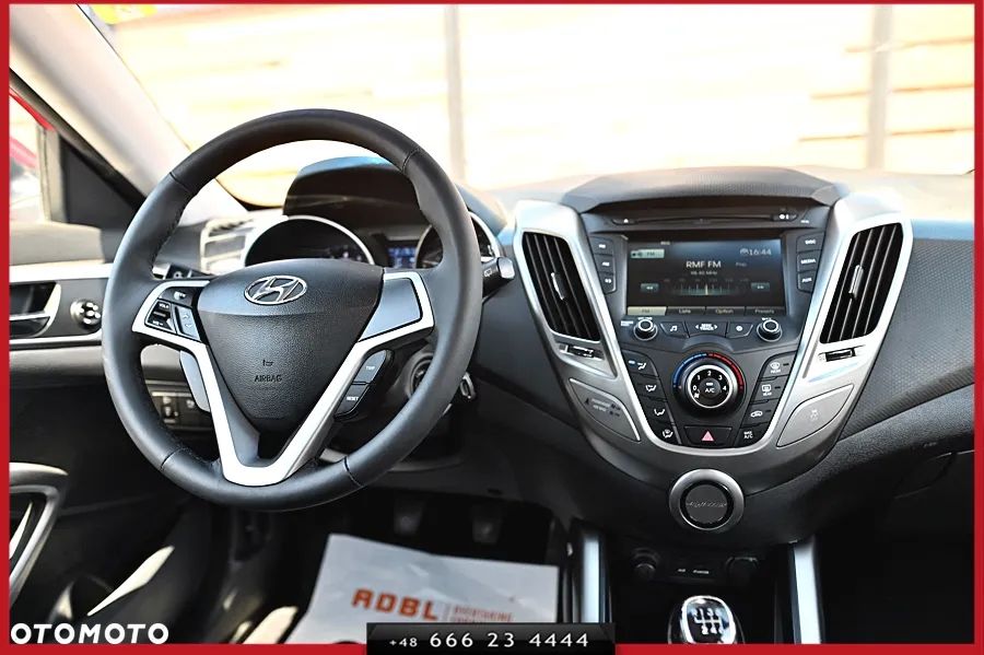 Hyundai Veloster 1.6 GDI Premium - 19