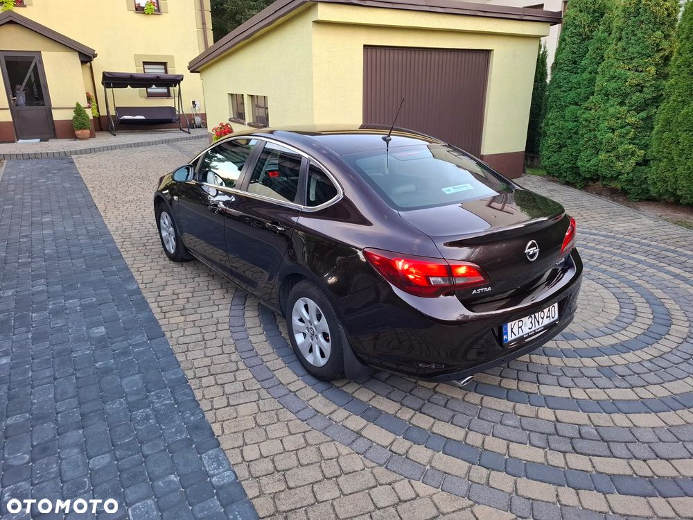 Opel Astra 1.4 T Energy EU6 - 4