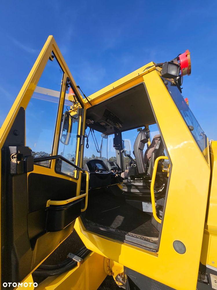 Bomag BW 213 DH4 - 13