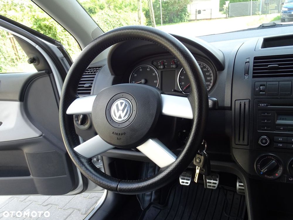 Volkswagen Polo Cross 1.4 16V - 32