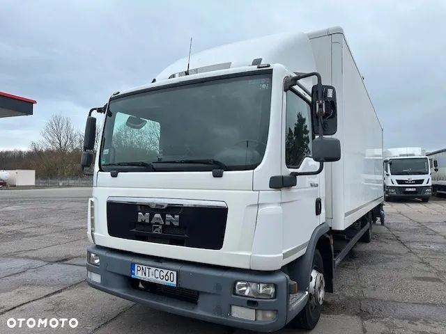 MAN TGL 12.220 - 1