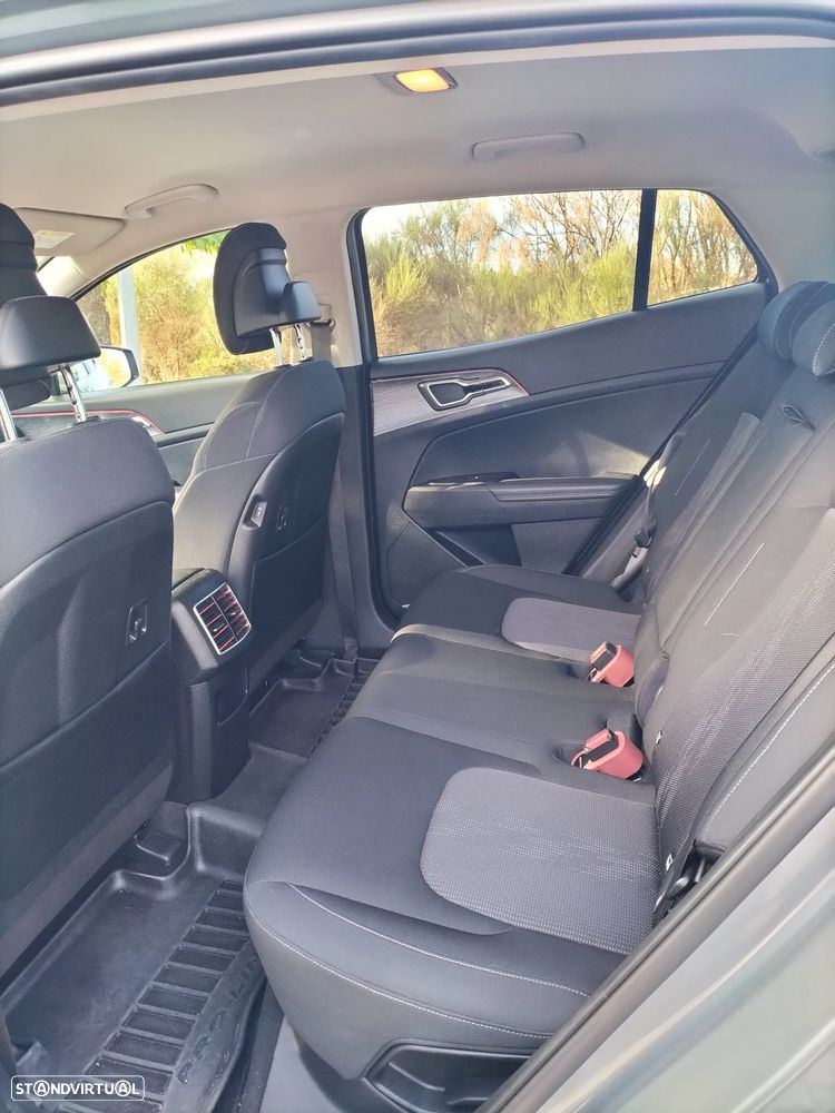 Kia Sportage 1.6 T-GDi Drive - 12