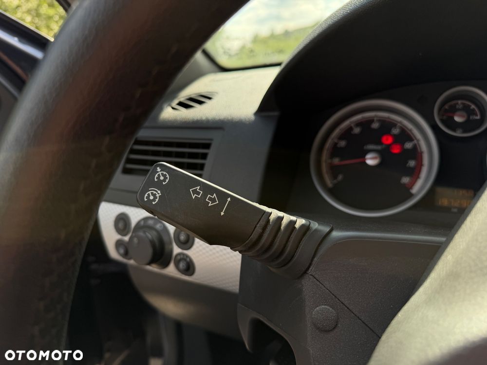 Opel Astra 1.8 Edition - 13