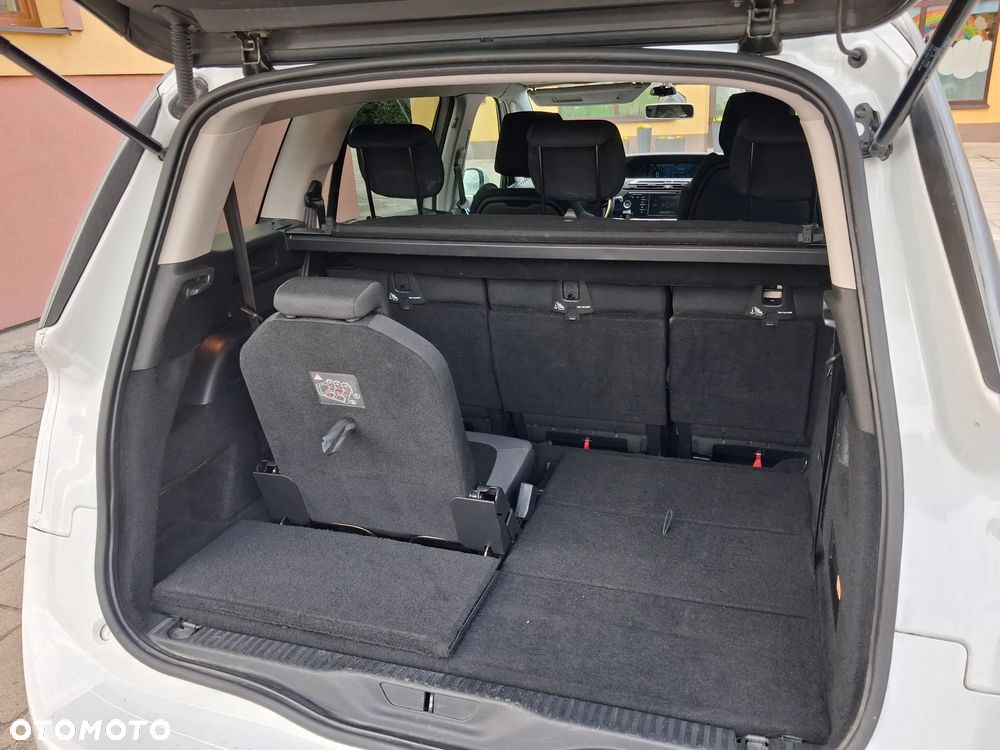 Citroën C4 Picasso - 12