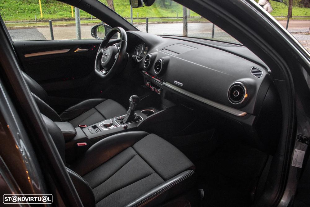 Audi A3 Sportback e-tron 1.4 TFSI S-line S tronic - 26