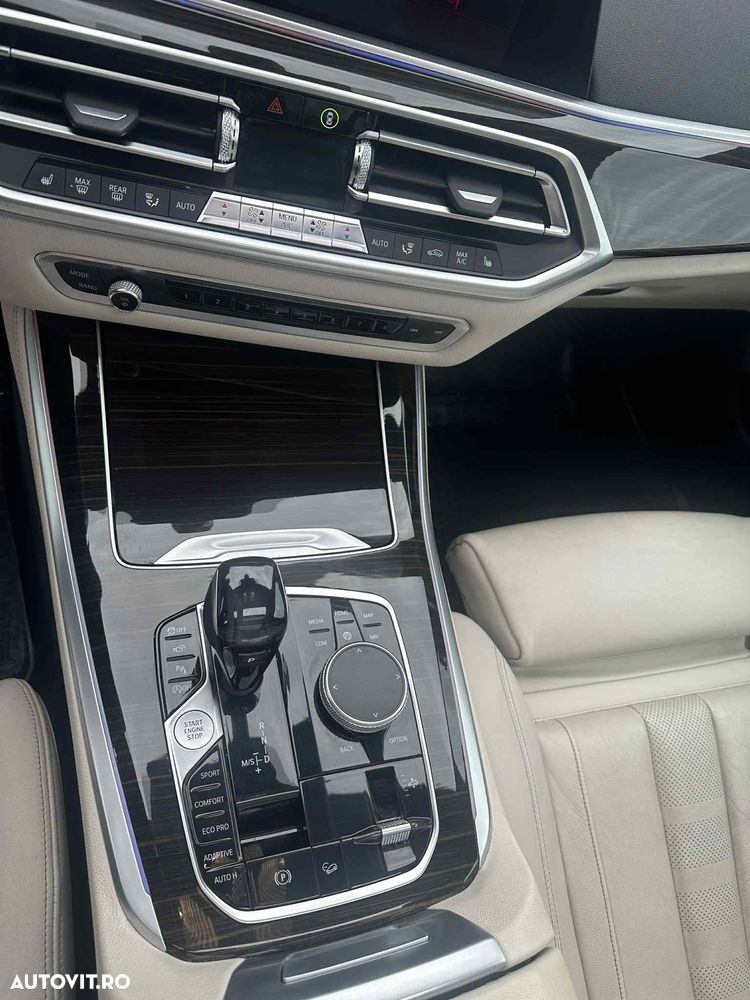 BMW X5 xDrive40i - 7