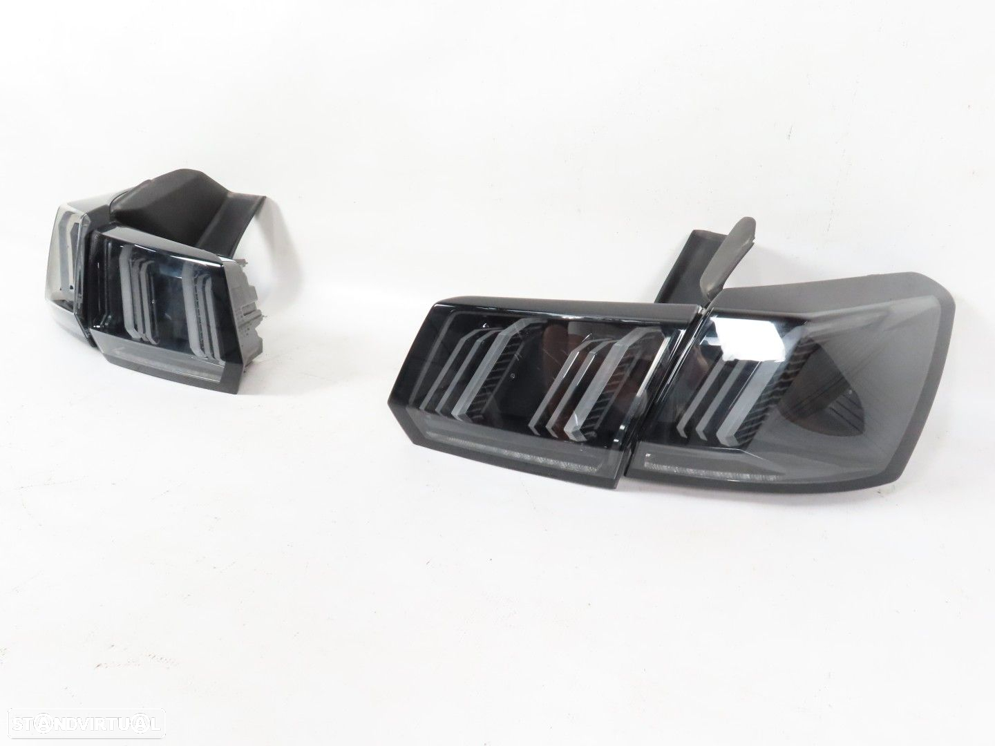 Conjunto farolins Trás Seminovo/ Original PEUGEOT 3008 SUV (M_) 9836231280 / 983... - 3