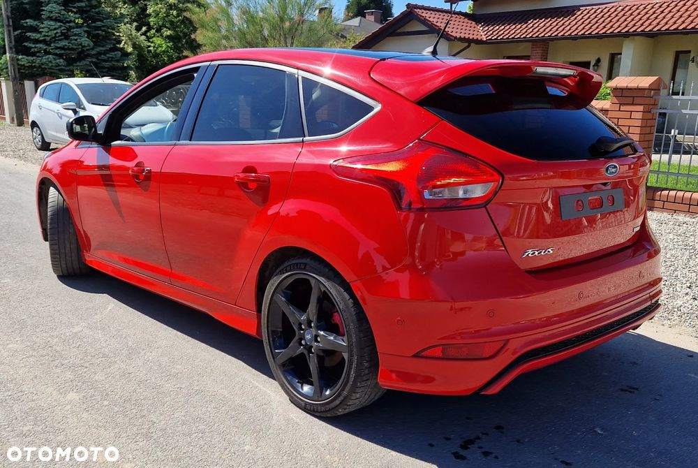 Ford Focus 1.5 EcoBoost STart-Stopp-System ST-LINE - 5